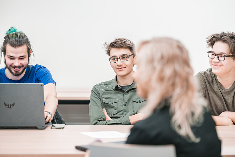 Hakatona “Globalsafe” studenti rada inovatīvus risinājumus drošības jomā